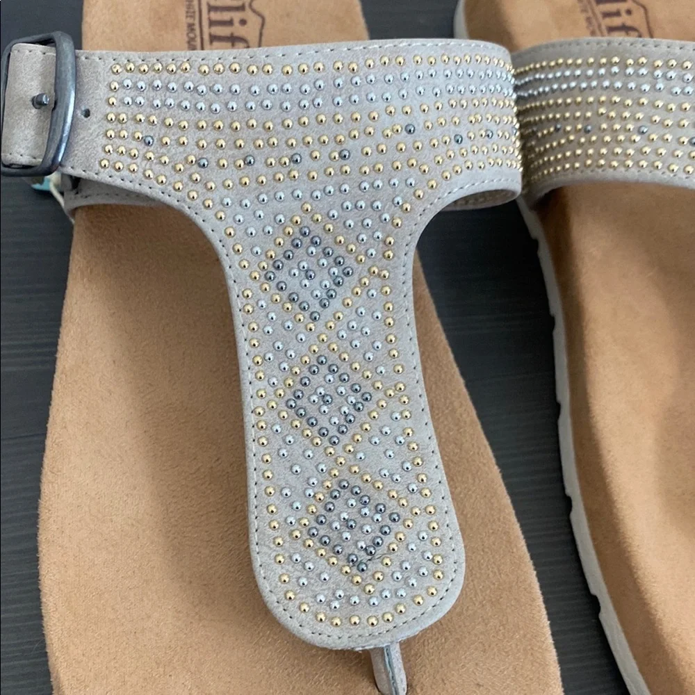 Cliffs By‎ White Mountain Tracy Thong Sandal Slip On Sparkle Studded Upper Sz 10